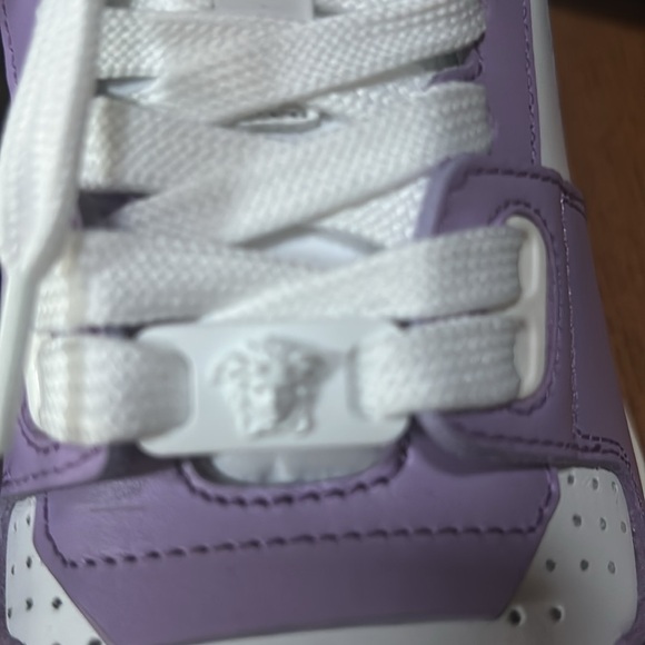 NEW Versace Medusa Violet/White Women’s Sneakers - Picture 7 of 9